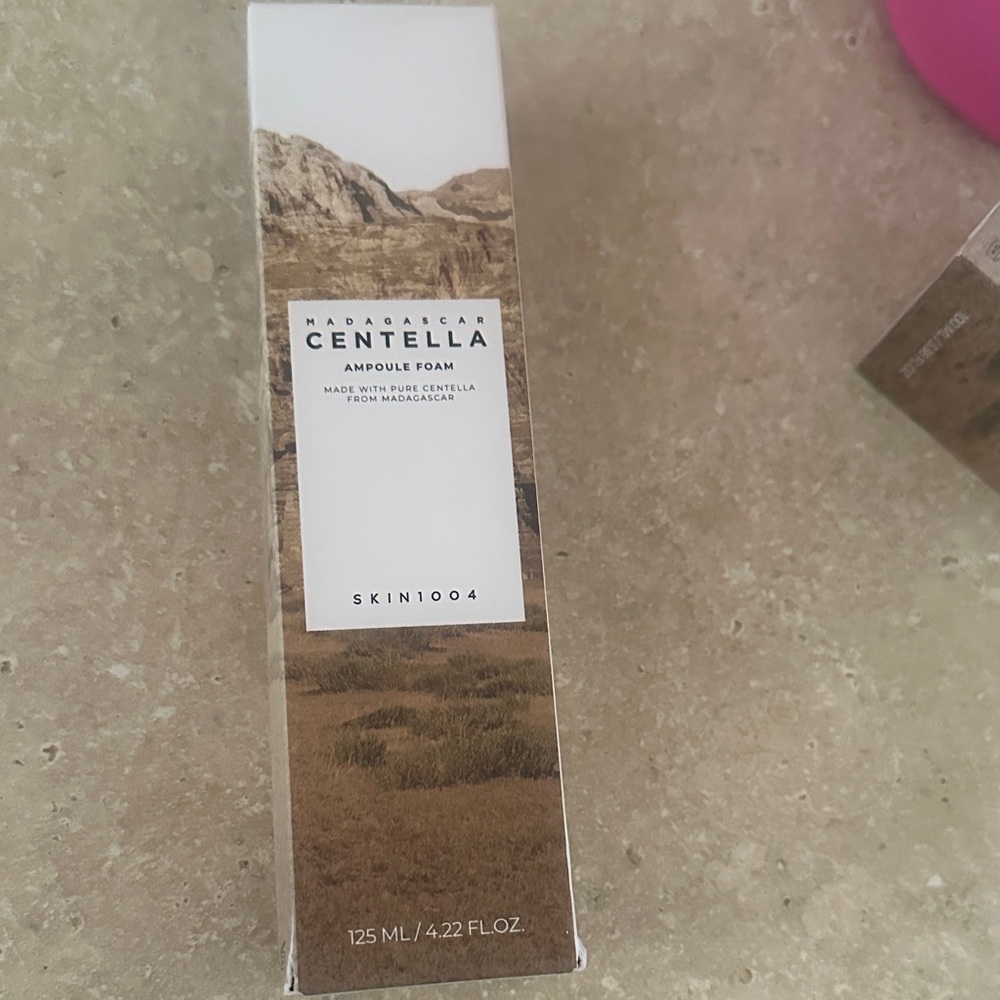 SKIN1004 Madagascar Centella Ampoule Foam - Cream
